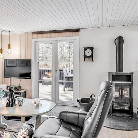 Daliborka - 600m From The Sea By Interhome * Hals