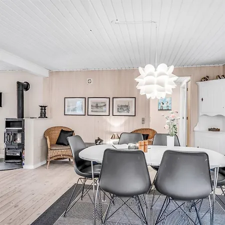Daliborka - 600m From The Sea By Interhome Feriehus Hals